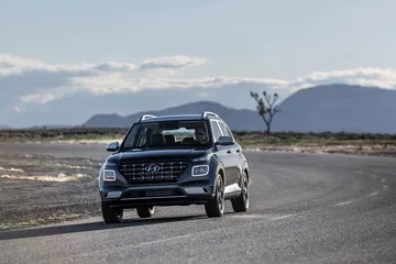 Hyundai Venue 2019 08