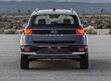 Hyundai Venue 2019 13