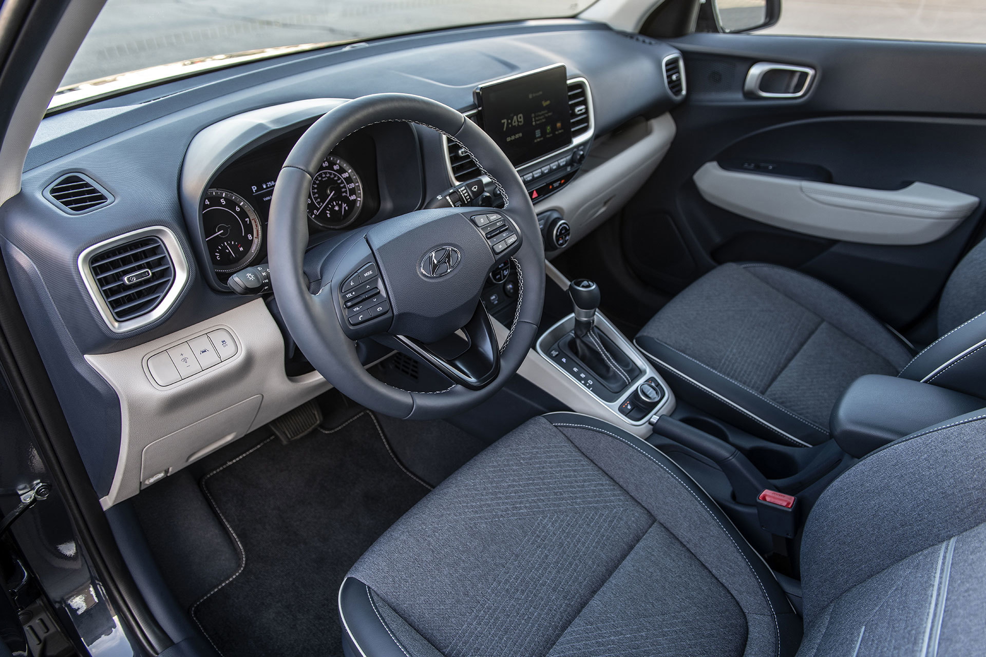 Hyundai Venue 2019 20