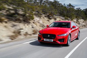 Jaguar Xe 2020 0419 005