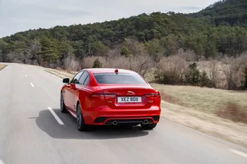 Jaguar Xe 2020 0419 009