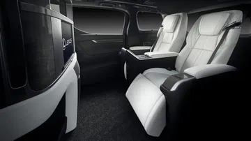 Lexus Lm 2019 4