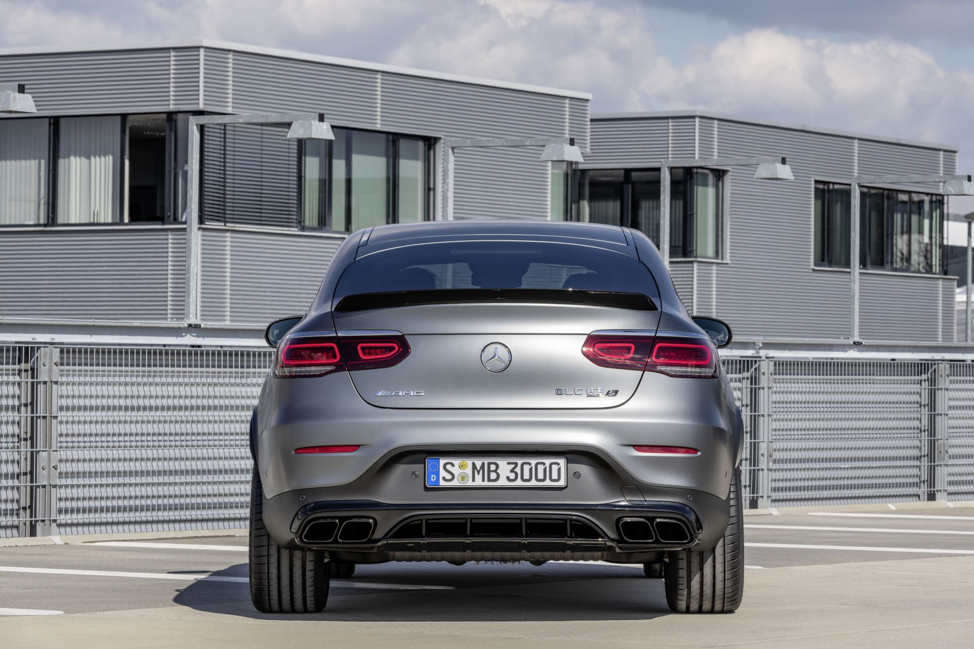 Mercedes Amg Glc 63 S 4matic+ Coupé (2019) Mercedes Amg Glc 63 S 4matic+ Coupé (2019)
