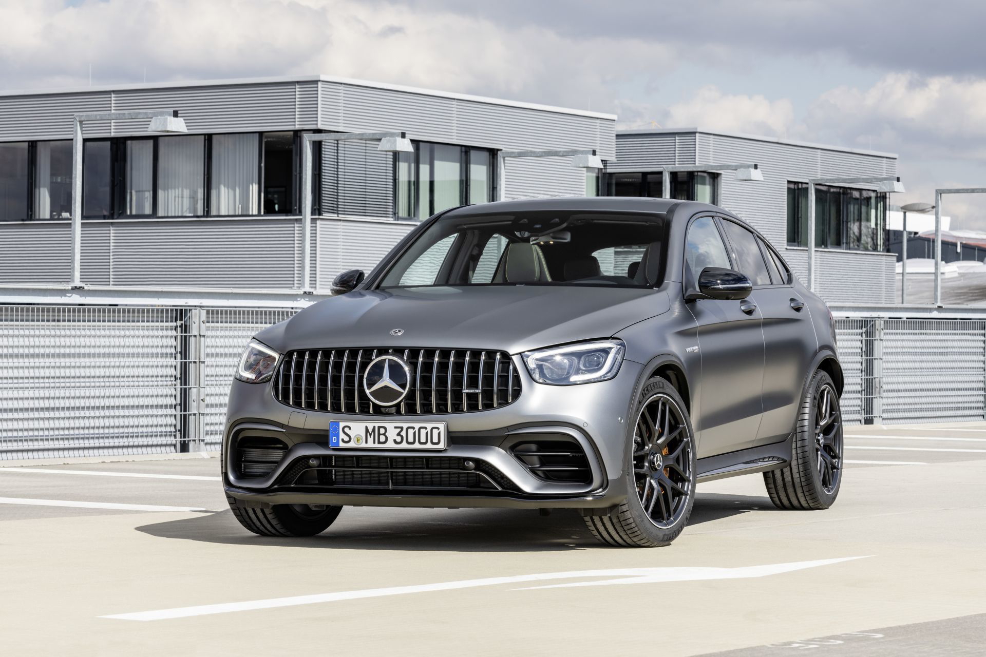 Mercedes Amg Glc 63 S 4matic+ Coupé (2019) Mercedes Amg Glc 63 S 4matic+ Coupé (2019)