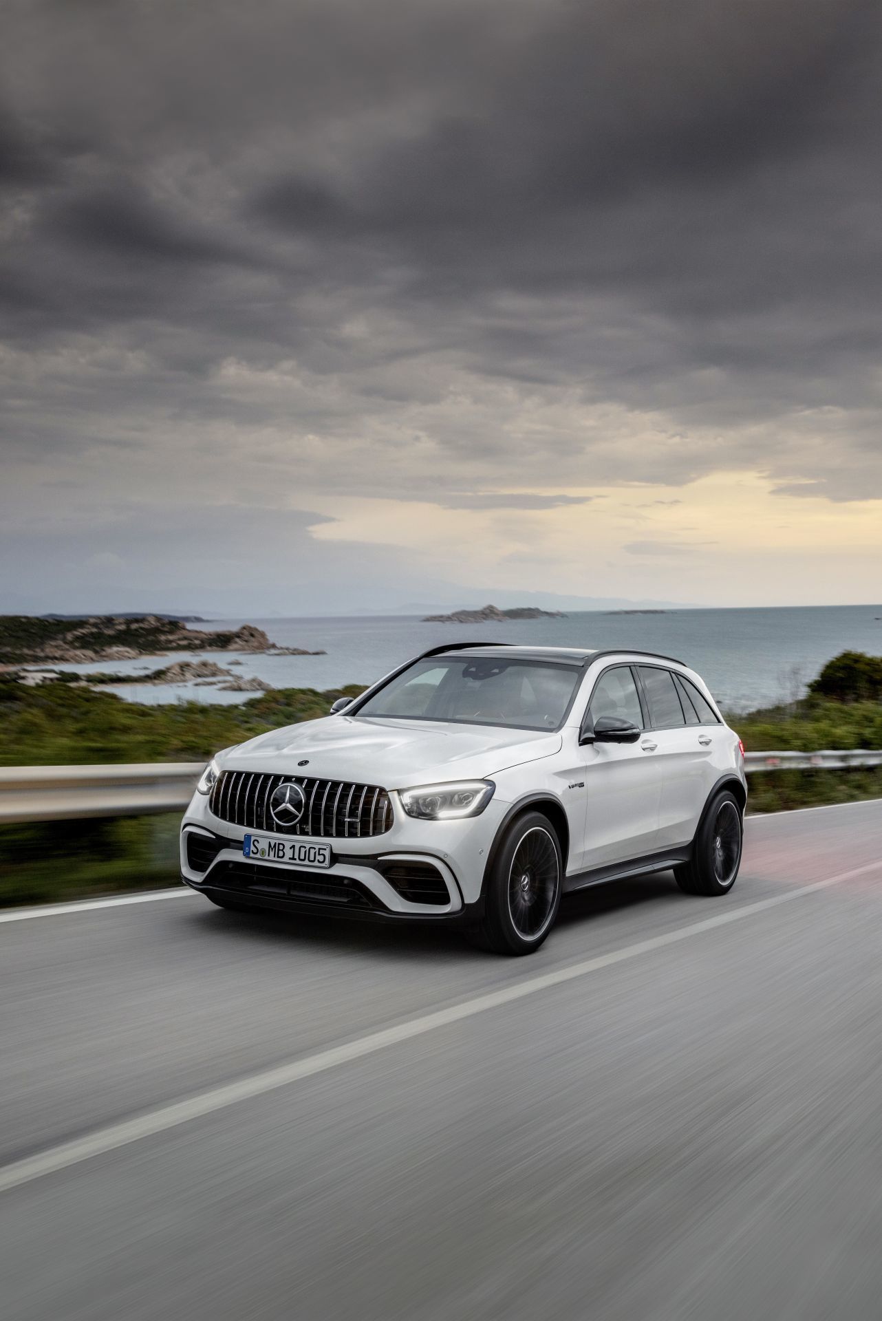 Mercedes Amg Glc 63 S 4matic+ (2019) Mercedes Amg Glc 63 S 4matic+ (2019)
