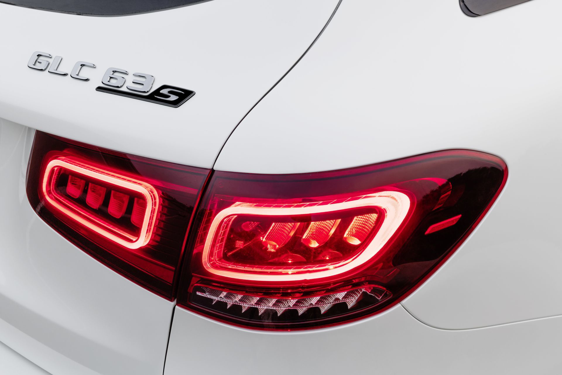 Mercedes Amg Glc 63 S 4matic+ (2019) Mercedes Amg Glc 63 S 4matic+ (2019)