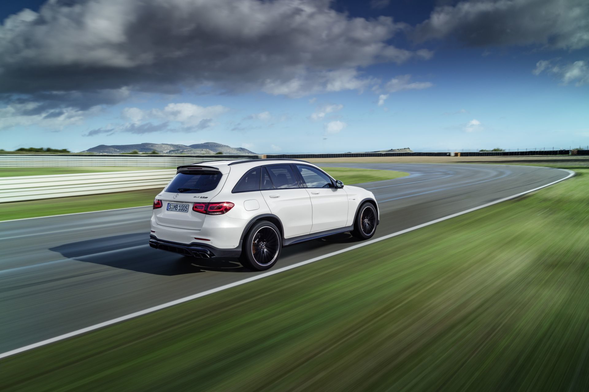 Mercedes Amg Glc 63 S 4matic+ (2019) Mercedes Amg Glc 63 S 4matic+ (2019)