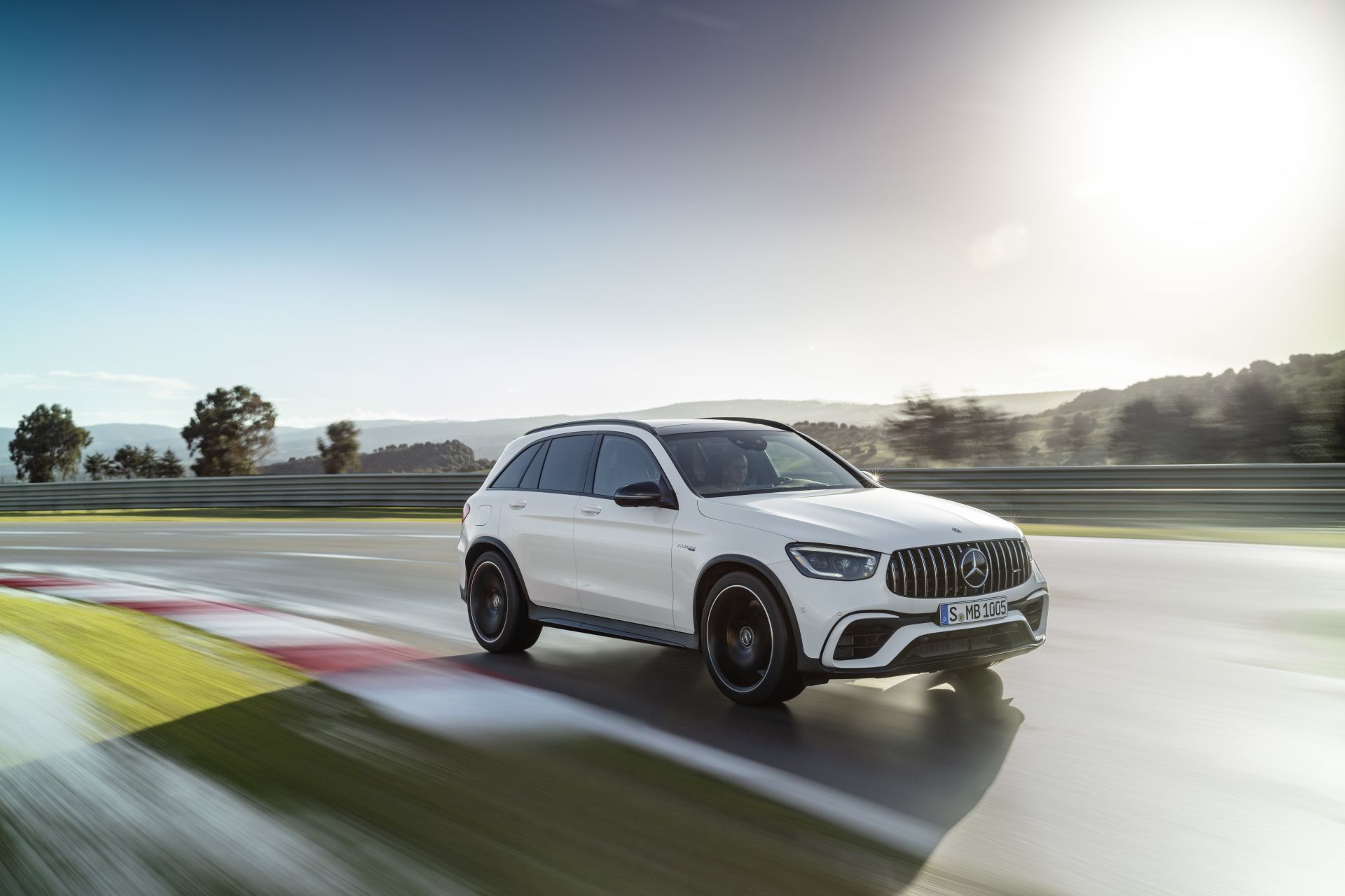 Mercedes Amg Glc 63 S 4matic+ (2019) Mercedes Amg Glc 63 S 4matic+ (2019)