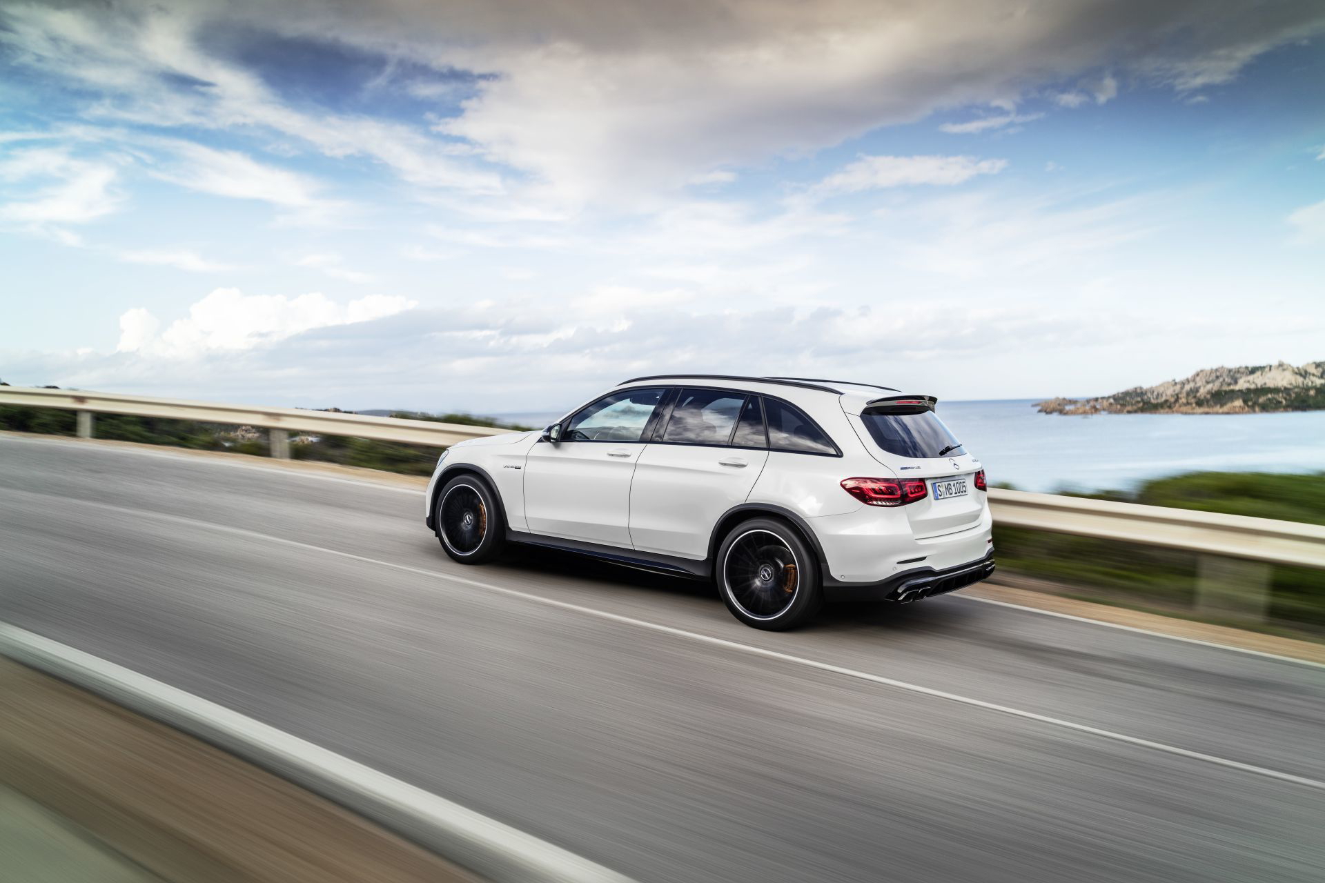 Mercedes Amg Glc 63 S 4matic+ (2019) Mercedes Amg Glc 63 S 4matic+ (2019)
