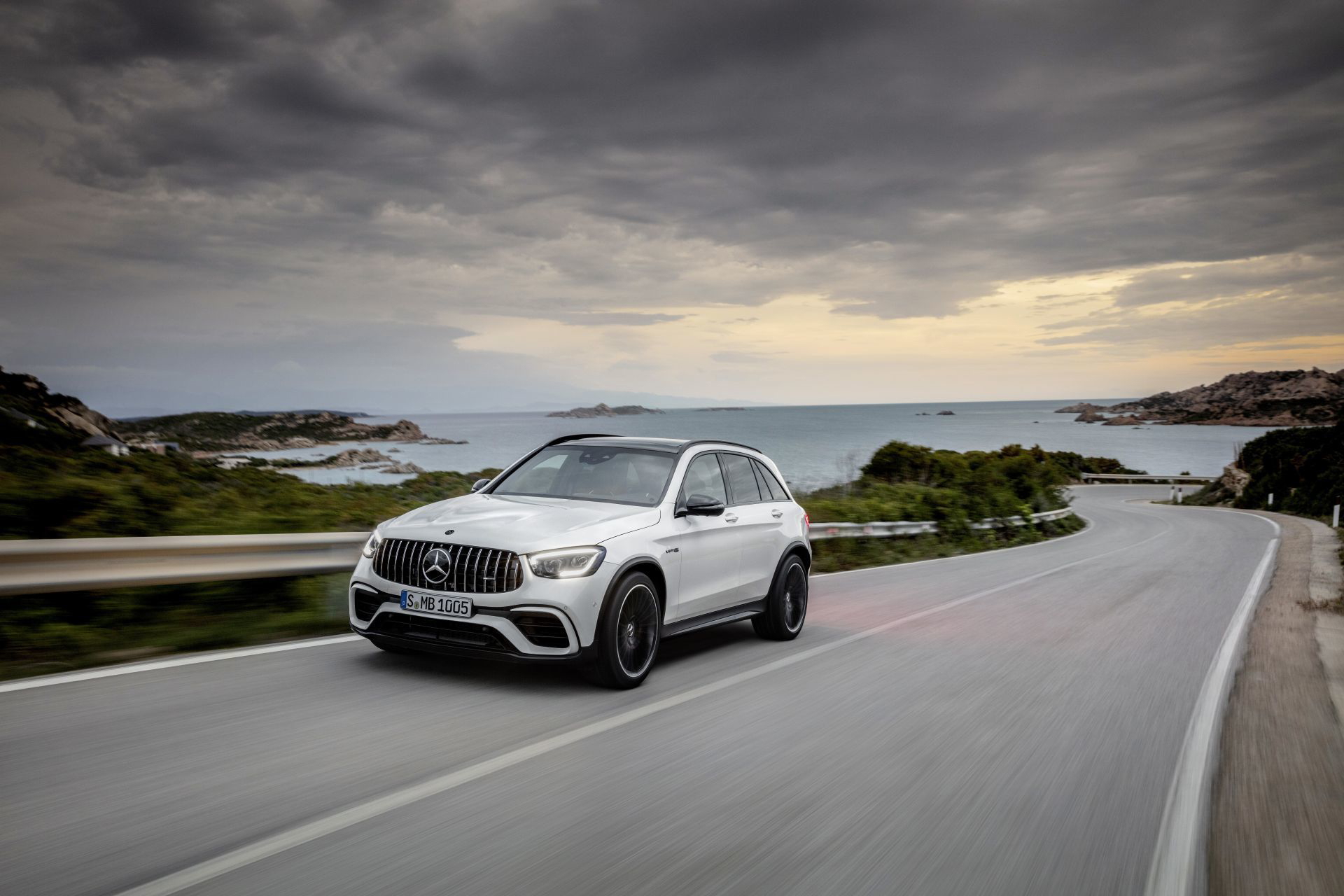 Mercedes Amg Glc 63 S 4matic+ (2019) Mercedes Amg Glc 63 S 4matic+ (2019)