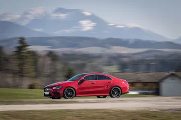 Mercedes Cla 2019 Rojo Prueba 25