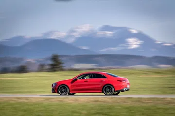 Mercedes Cla 2019 Rojo Prueba 26