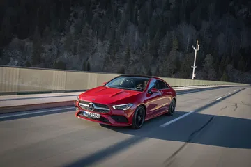 Mercedes Cla 2019 Rojo Prueba 35