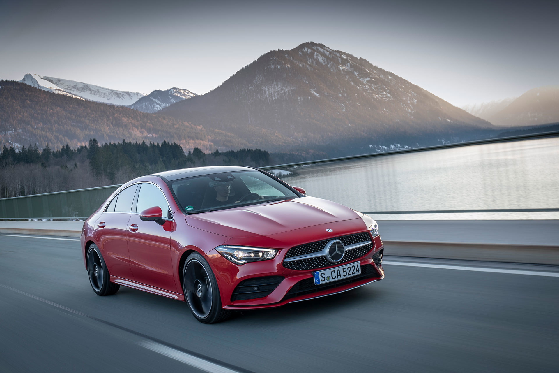 Mercedes Cla 2019 Rojo Prueba 40