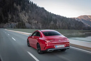 Mercedes Cla 2019 Rojo Prueba 43
