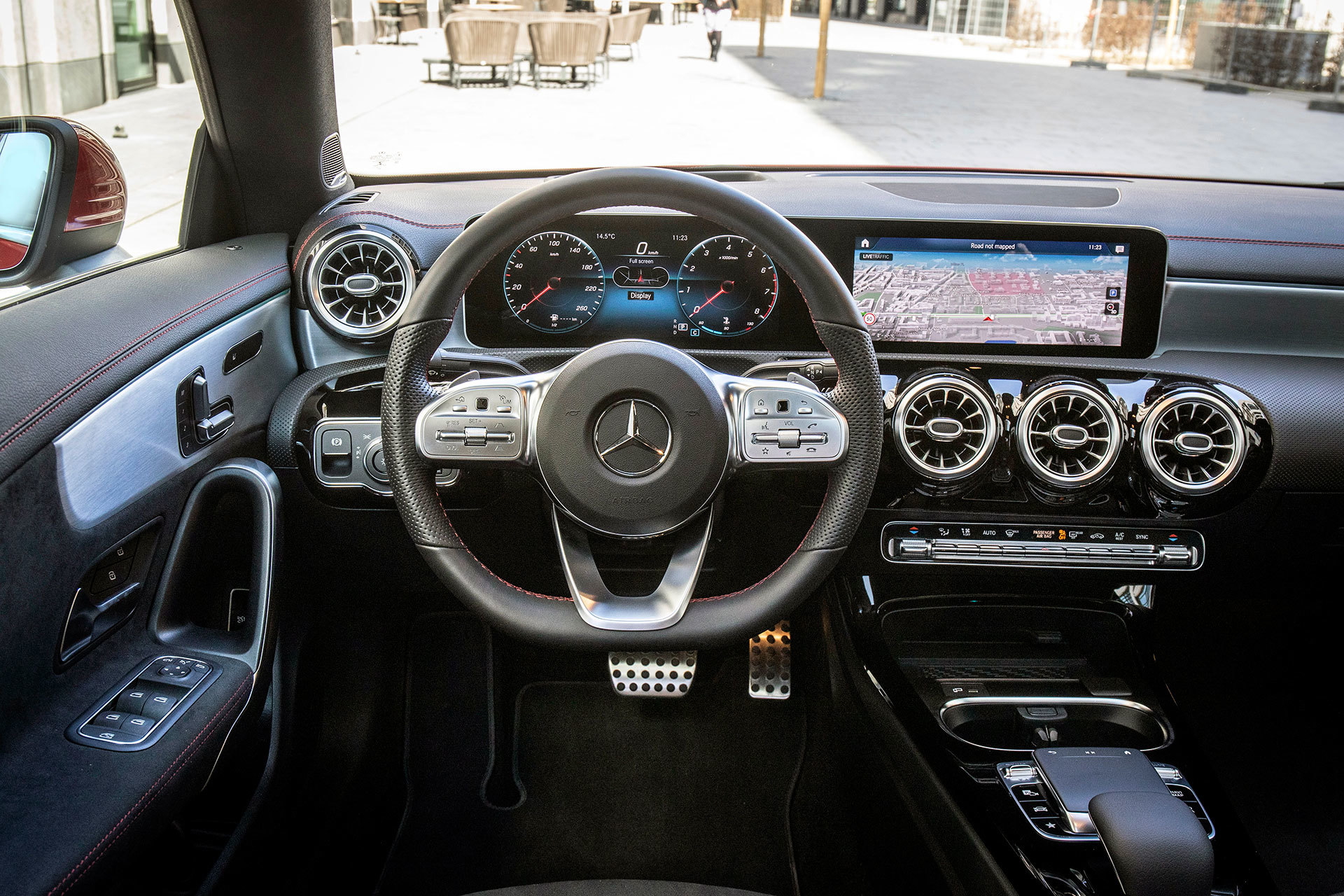 Mercedes Cla 2019 Rojo Prueba 76