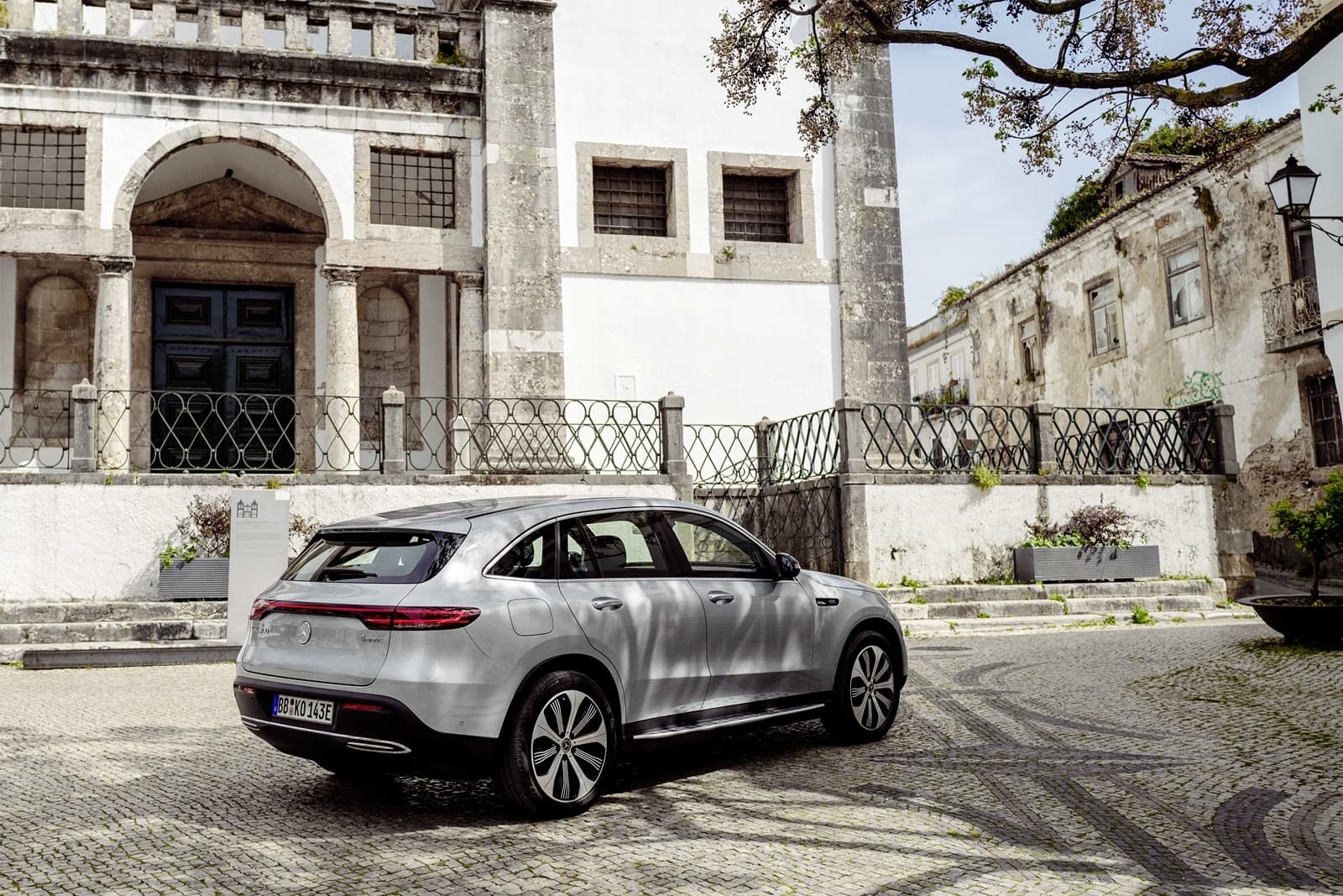 Mercedes Benz Eqc Edition 1886