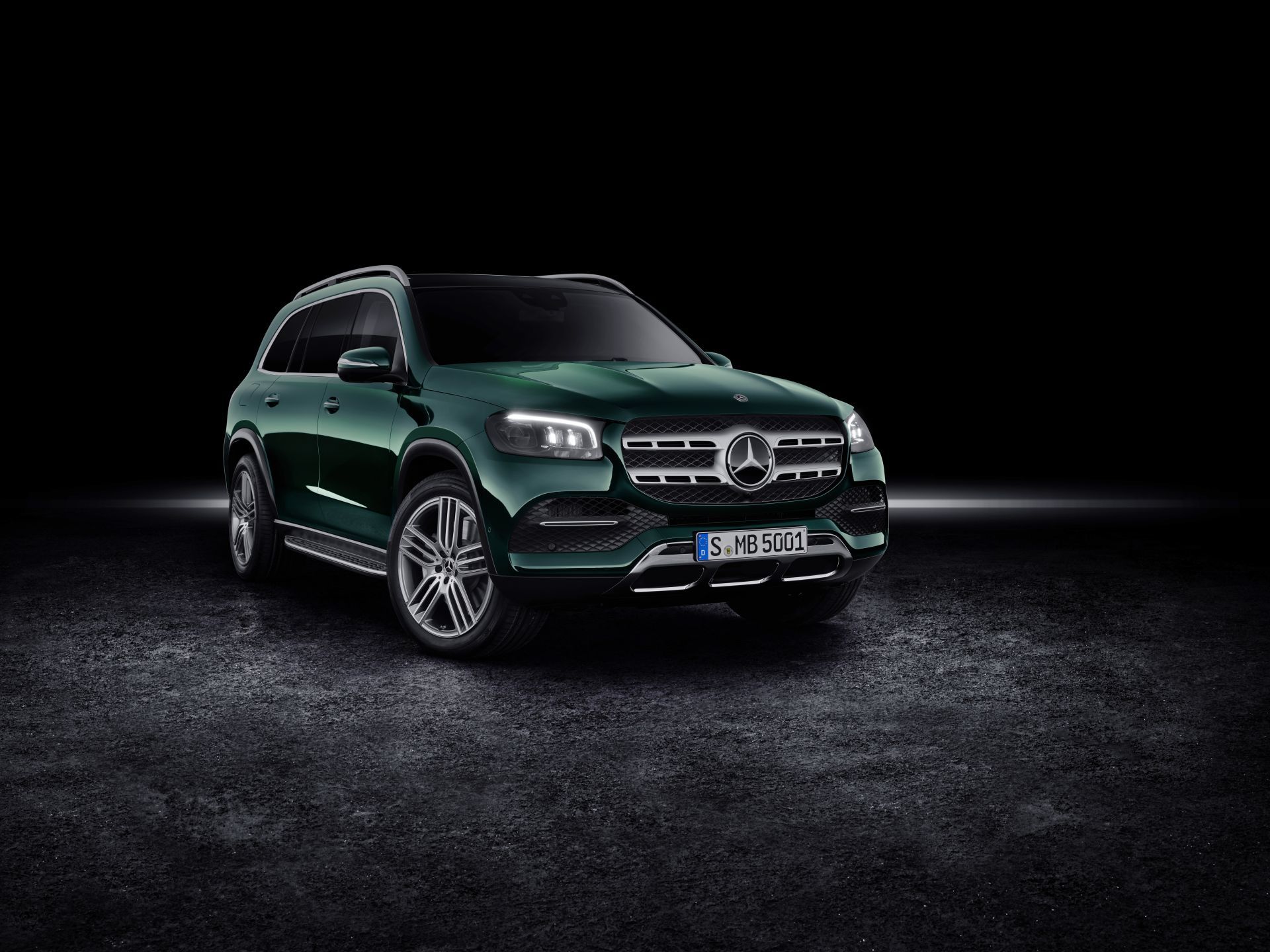 Der Neue Mercedes Benz Gls: Die S Klasse Unter Den Suv The New Mercedes Benz Gls: The S Class Of Suvs