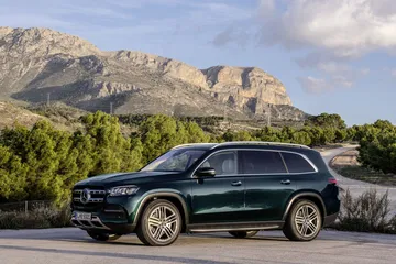 Der Neue Mercedes Benz Gls: Die S Klasse Unter Den Suv The New Mercedes Benz Gls: The S Class Of Suvs