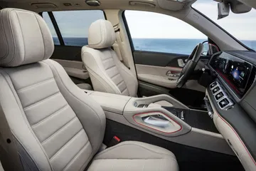 Der Neue Mercedes Benz Gls: Die S Klasse Unter Den Suv The New Mercedes Benz Gls: The S Class Of Suvs
