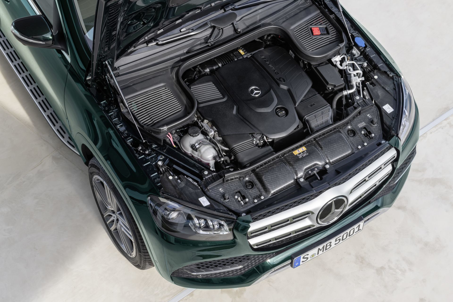 Der Neue Mercedes Benz Gls: Die S Klasse Unter Den Suv The New Mercedes Benz Gls: The S Class Of Suvs