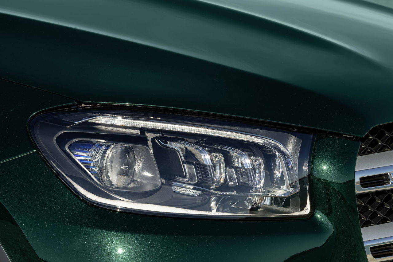 Der Neue Mercedes Benz Gls: Die S Klasse Unter Den Suv The New Mercedes Benz Gls: The S Class Of Suvs