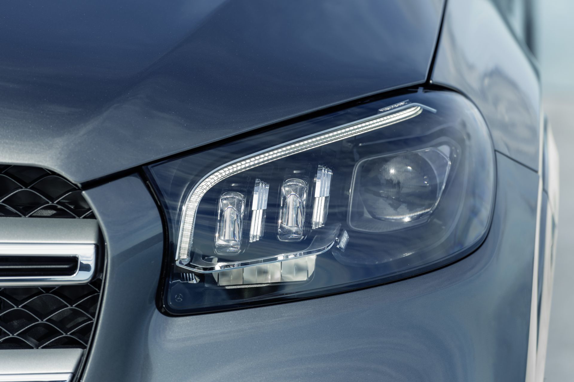 Der Neue Mercedes Benz Gls: Die S Klasse Unter Den Suv The New Mercedes Benz Gls: The S Class Of Suvs