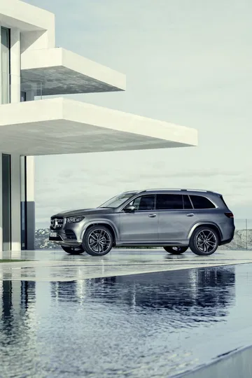 Der Neue Mercedes Benz Gls: Die S Klasse Unter Den Suv The New Mercedes Benz Gls: The S Class Of Suvs