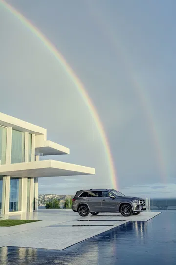 Der Neue Mercedes Benz Gls: Die S Klasse Unter Den Suv The New Mercedes Benz Gls: The S Class Of Suvs