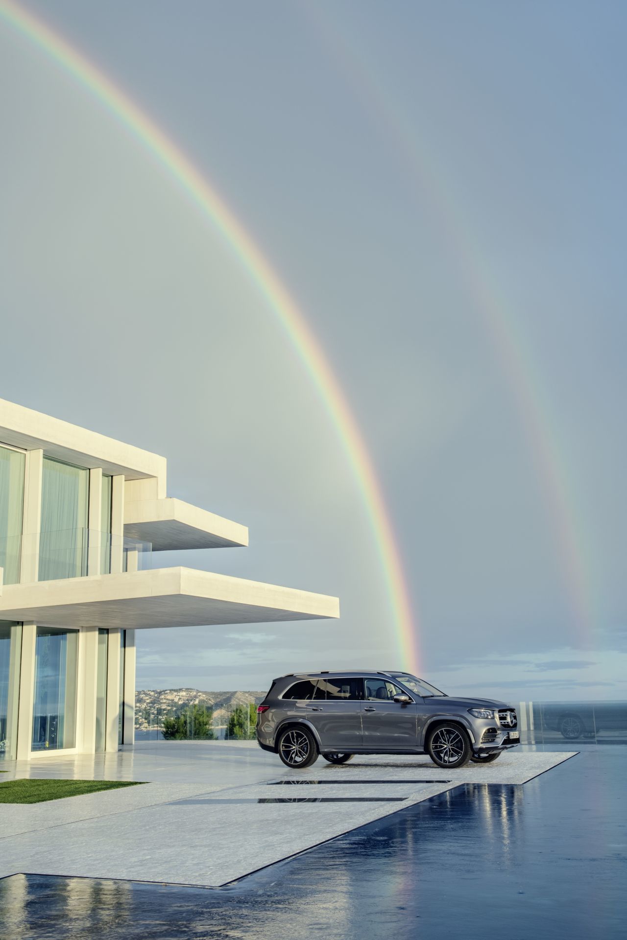 Der Neue Mercedes Benz Gls: Die S Klasse Unter Den Suv The New Mercedes Benz Gls: The S Class Of Suvs