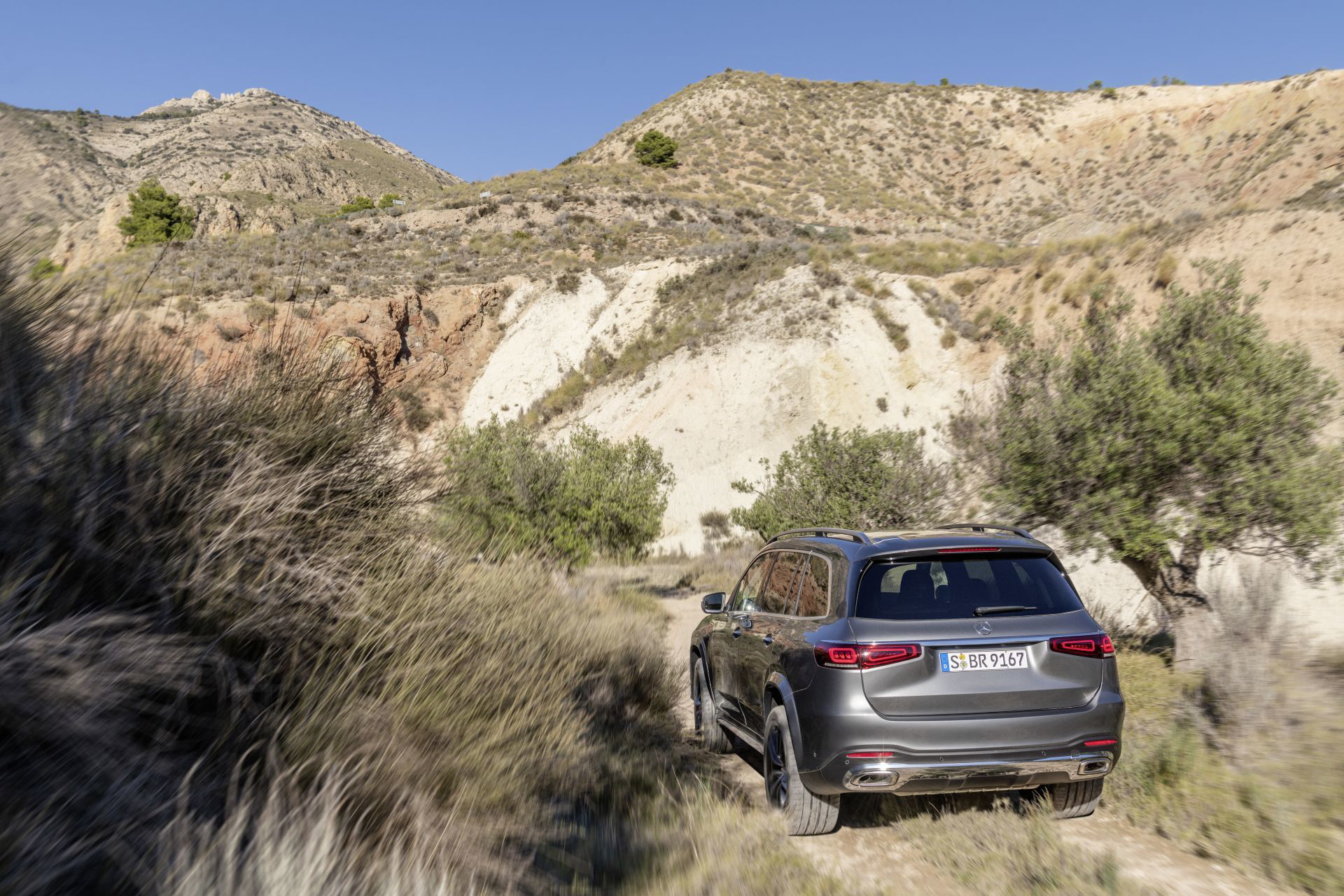 Der Neue Mercedes Benz Gls: Die S Klasse Unter Den Suv The New Mercedes Benz Gls: The S Class Of Suvs