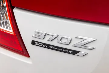 Nissan 370z Aniversario Dm 9