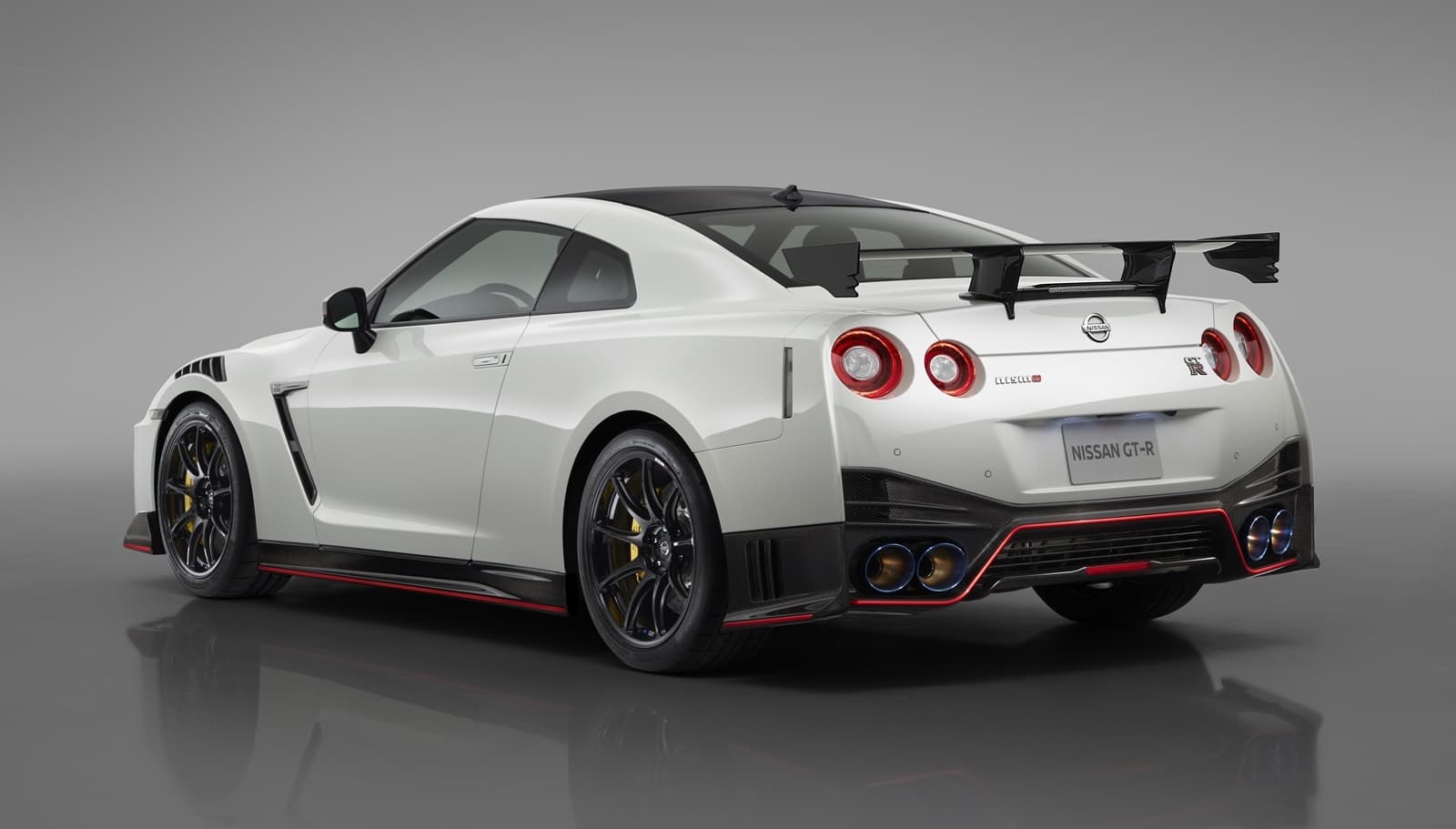 nissan-gt-r-nismo-2020-0419-009.jpg