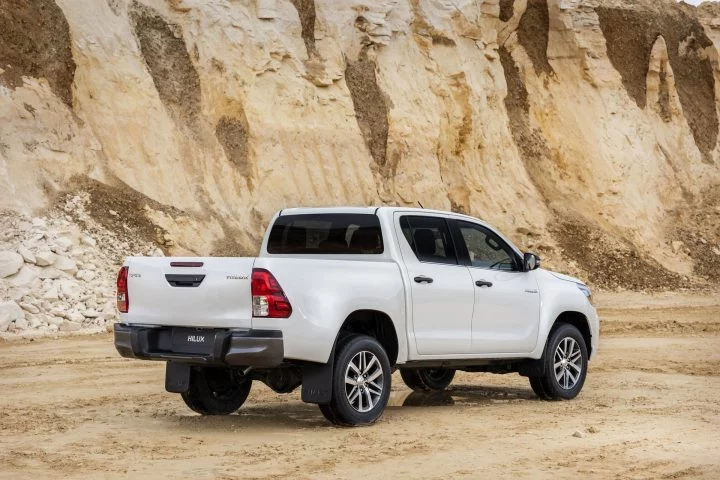 Toyota Hilux Special Edition 17
