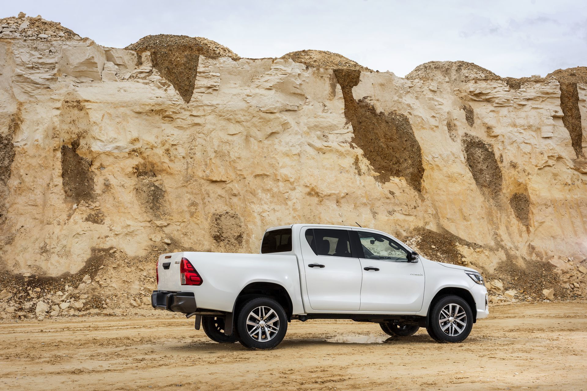 Toyota Hilux Special Edition 19