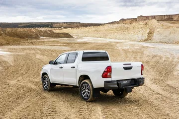 Toyota Hilux Special Edition 65