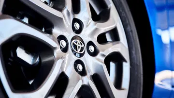 Toyota Yaris Eeuu 10