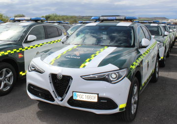 Alfa Romeo Stelvio Guardia Civil 2