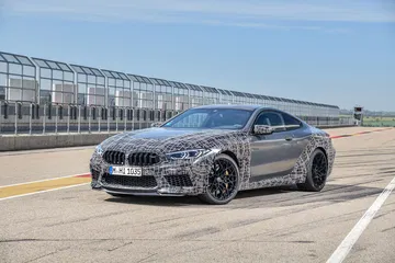 Bmw M8 2019 Camuflado Modos Frenos 03