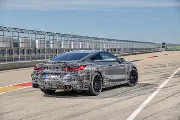Bmw M8 2019 Camuflado Modos Frenos 04