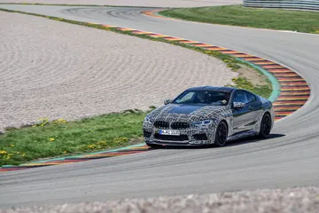 Bmw M8 2019 Camuflado Modos Frenos 13