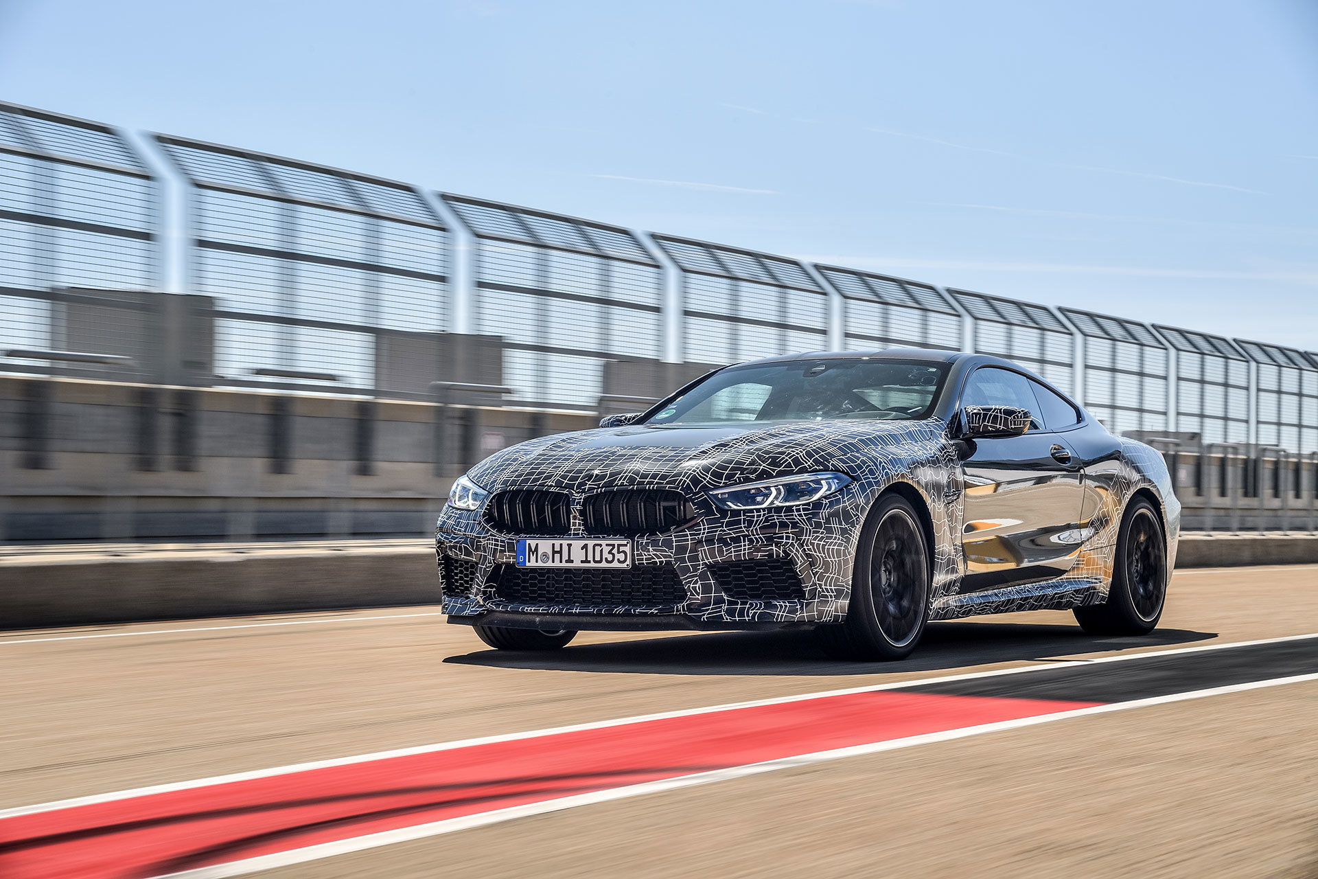 Bmw M8 2019 Camuflado Modos Frenos 22