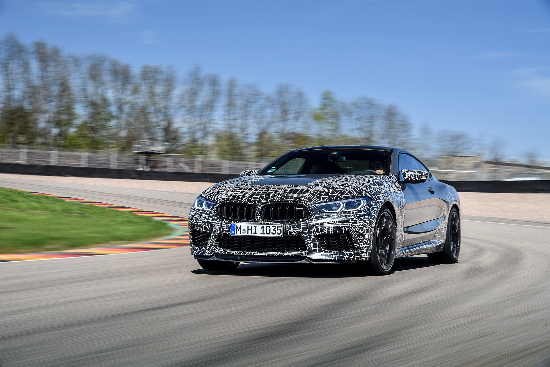 Bmw M8 2019 Camuflado Modos Frenos 24