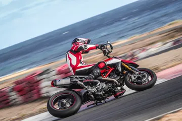 Ducati Hypermotard 950 Sp Performance 09 Uc70337 Mid