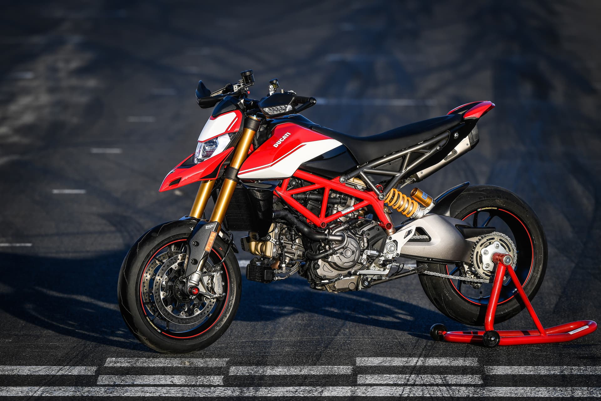 Ducati Hypermotard 950 Sp Static 12 Uc70313 Mid