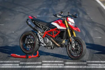 Ducati Hypermotard 950 Sp Static 17 Uc70317 Mid
