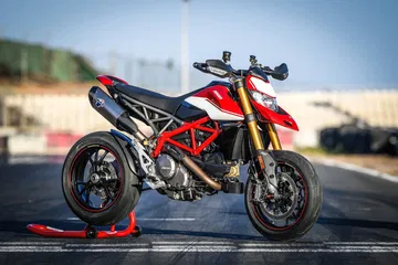 Ducati Hypermotard 950 Sp Static 18 Uc70318 Mid