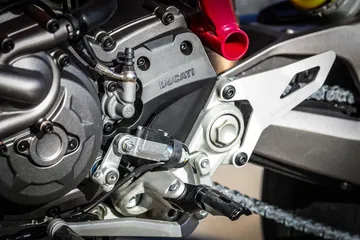 Ducati Hypermotard 950 Sp Static 28 Uc70327 Mid