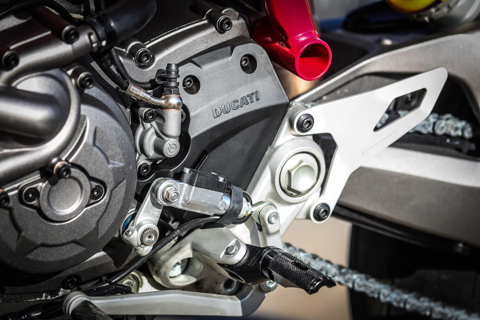 Ducati Hypermotard 950 Sp Static 28 Uc70327 Mid