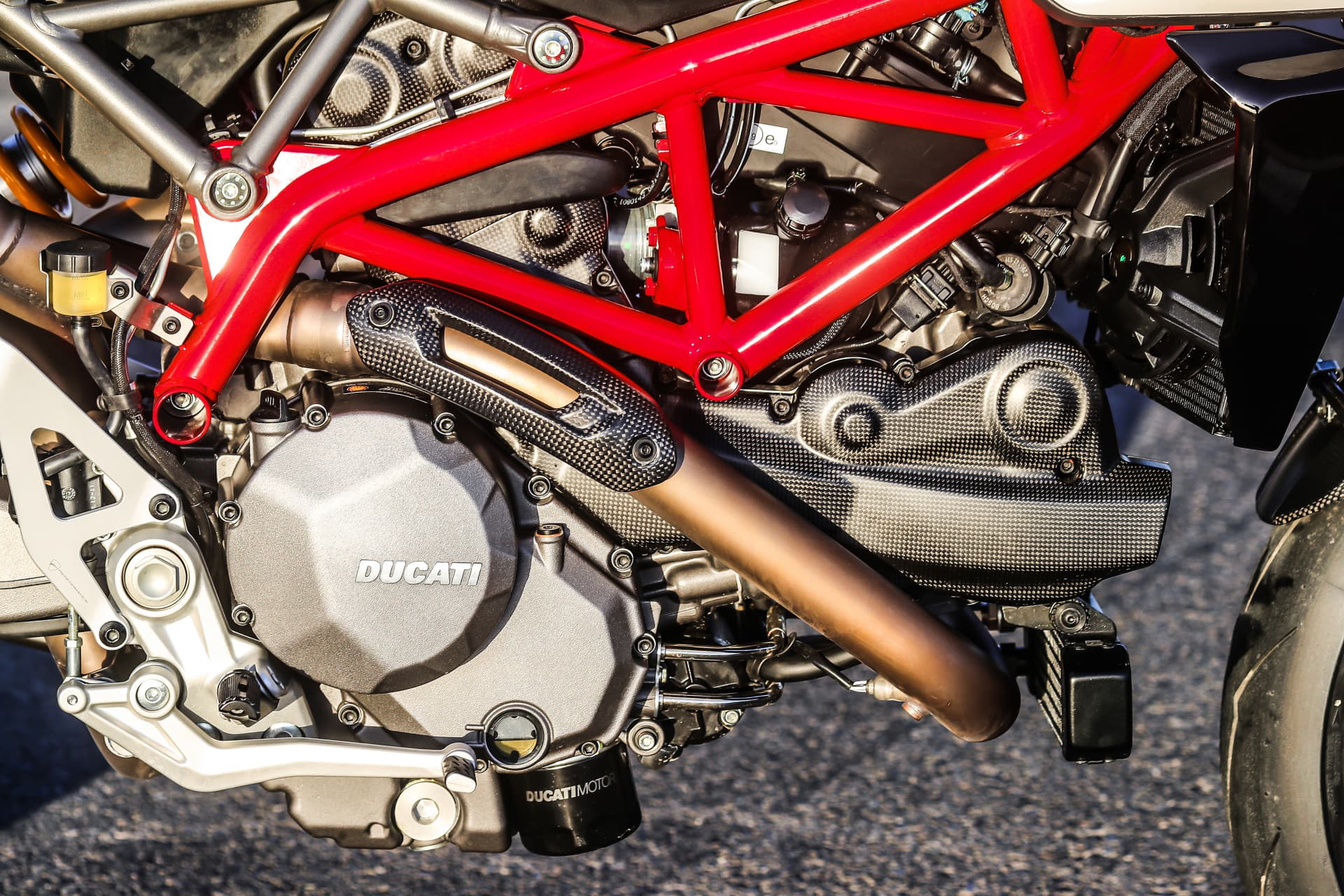 Ducati Hypermotard 950 Sp Static 36 Uc70298 Mid